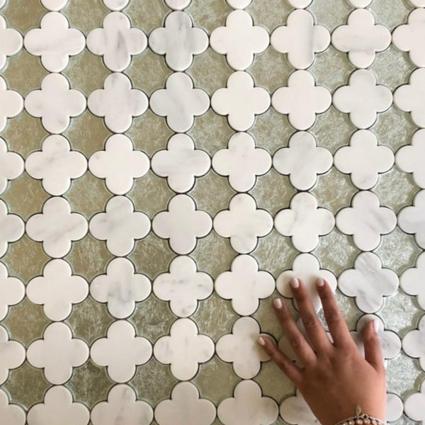 Flower Waterjet Mosaic Arabescato and Clear Glass All Marble Tiles