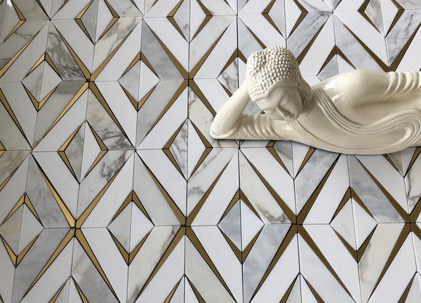 Diamond Waterjet Mosaic With Calacatta, Brass, & Thassos All Marble Tiles