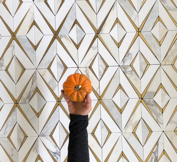 Diamond Waterjet Mosaic With Calacatta, Brass, & Thassos All Marble Tiles